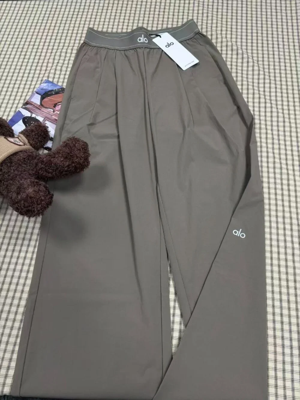 🤍Alo Yoga Suit Up Trouser Olive Regular Loose Straight Leg 30